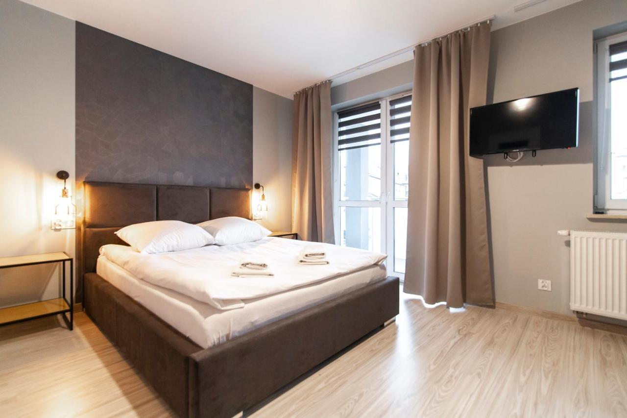 - Botaniczna 9a/21 * Białystok
